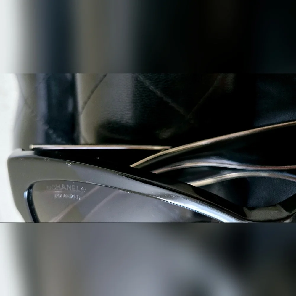 CHANEL CH5271 Women's Black and Chrome Cat Eye Sunglasses Size:OS Made In Italy - Picture 7 of 16